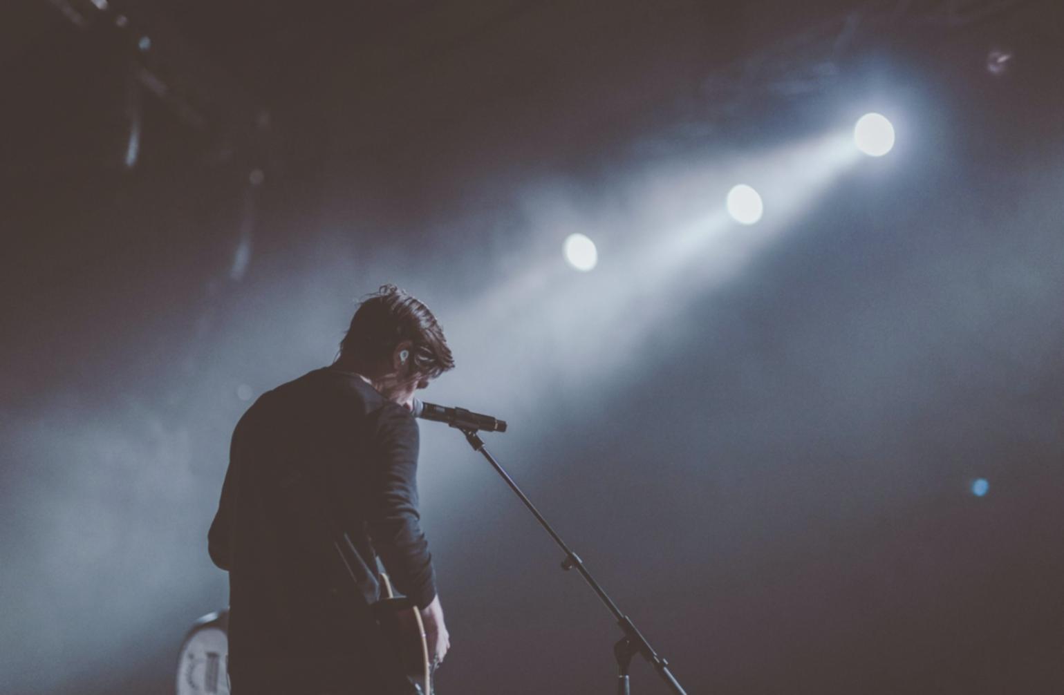 Aufnahmestudio mit professioneller Ausrüstung